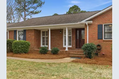 6309 Farmlake Drive, Mint Hill, NC 28227 - Photo 9