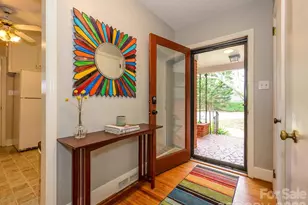 4613 Bayberry Dr, Charlotte, NC 28209 - Photo 3