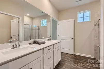 1019 Lookout Shoals Drive, Fort Mill, SC 29715 - Photo 9