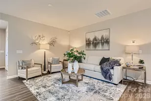 1019 Lookout Shls Dr, Fort Mill, SC 29715 - Photo 3