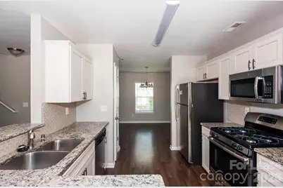 8146 Chatham Oaks Drive, Concord, NC 28027 - Photo 7