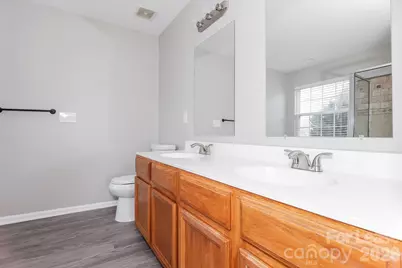 11509 Planters Estates Drive, Charlotte, NC 28278 - Photo 9