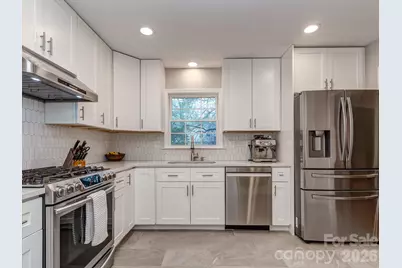 6624 Sunview Drive, Charlotte, NC 28210 - Photo 11