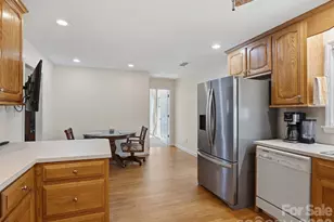 544 Hicks Creek Rd, Troutman, NC 28166 - Photo 13