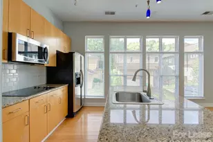 927 Garden District Dr, Charlotte, NC 28202 - Photo 5