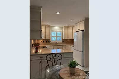 2800 Spring Valley Road, Charlotte, NC 28210 - Photo 11