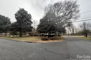 2800 Spring Valley Rd, Charlotte, NC 28210 - Photo 29