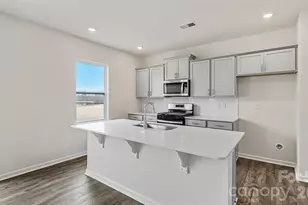 835 Adelston Ln, Asheville, NC 28804 - Photo 5