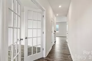 835 Adelston Ln, Asheville, NC 28804 - Photo 9