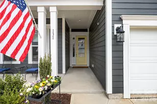 131 Reids Cv Dr, Mooresville, NC 28117 - Photo 3