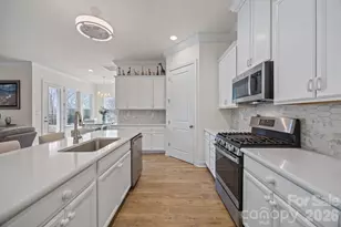 131 Reids Cv Dr, Mooresville, NC 28117 - Photo 11