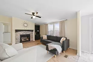 1320 Smith Woods Ln, Hickory Grove, SC 29717 - Photo 13