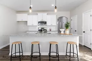 4719 Muskogee Dr, Charlotte, NC 28227 - Photo 3