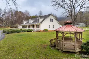 1564 Camp Creek Rd, Whittier, NC 28789 - Photo 3