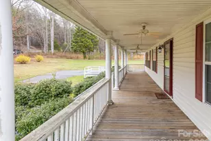 1564 Camp Creek Rd, Whittier, NC 28789 - Photo 33