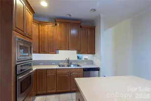 1564 Camp Creek Rd, Whittier, NC 28789 - Photo 15