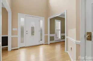 6737 Joliette Ln, Charlotte, NC 28277 - Photo 9