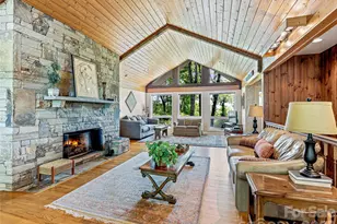 796 Hawk Mountain Rd, Lake Toxaway, NC 28747 - Photo 9