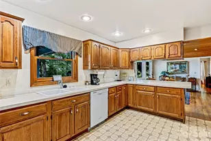 796 Hawk Mountain Rd, Lake Toxaway, NC 28747 - Photo 15