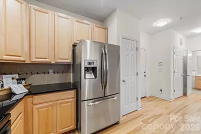 1000 E Woodlawn Road #118, Charlotte, NC 28209 - Photo 5