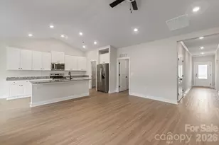 3617 Narrow Ln, Charlotte, NC 28215 - Photo 3