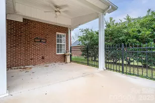 2179 Brookberry Ln, Gastonia, NC 28056 - Photo 37