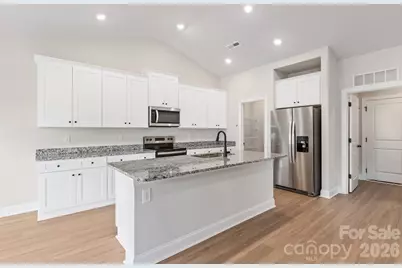 6738 Fairford Drive, Charlotte, NC 28215 - Photo 7