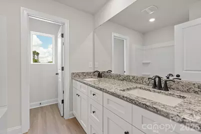 6734 Fairford Drive, Charlotte, NC 28215 - Photo 17