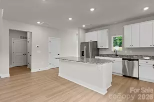 6734 Fairford Dr, Charlotte, NC 28215 - Photo 5