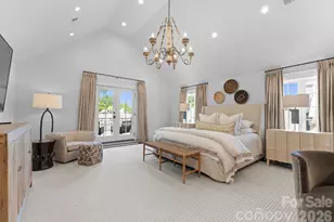 1550 Queens Rd W, Charlotte, NC 28207 - Photo 23