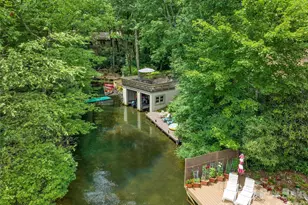 562 W Club Blvd, Lake Toxaway, NC 28747 - Photo 5