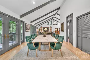 562 W Club Blvd, Lake Toxaway, NC 28747 - Photo 15