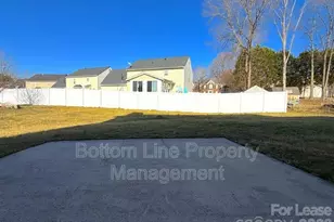 8821 Cameron Spring Rd, Charlotte, NC 28214 - Photo 19