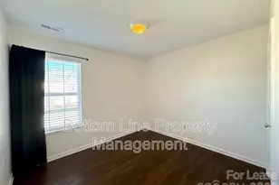 8821 Cameron Spring Rd, Charlotte, NC 28214 - Photo 15