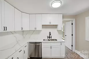 212 Pethel St, Kannapolis, NC 28081 - Photo 15