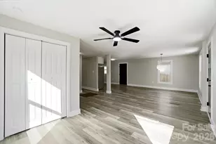 212 Pethel St, Kannapolis, NC 28081 - Photo 5