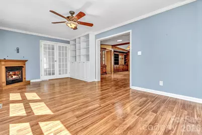 405 Deerfield Court, Hendersonville, NC 28792 - Photo 9