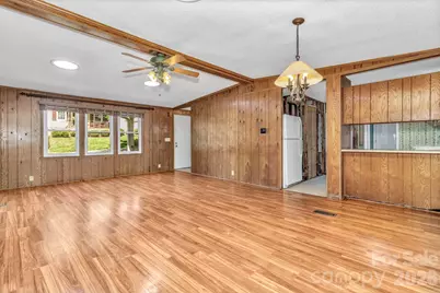 405 Deerfield Court, Hendersonville, NC 28792 - Photo 13
