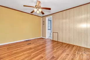 405 Deerfield Ct, Hendersonville, NC 28792 - Photo 17