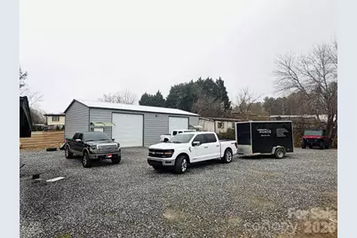 3021 Spartanburg Highway, East Flat Rock, NC 28726 - Photo 5