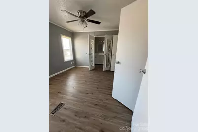 3021 Spartanburg Highway, East Flat Rock, NC 28726 - Photo 7