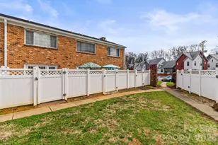 1336 Green Oaks Ln, Charlotte, NC 28205 - Photo 37