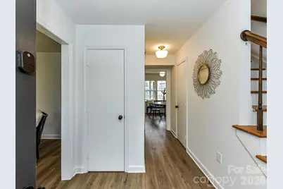 5900 Cabotwood Lane, Charlotte, NC 28212 - Photo 3