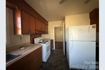 2924 Burbank Drive, Charlotte, NC 28216 - Photo 3