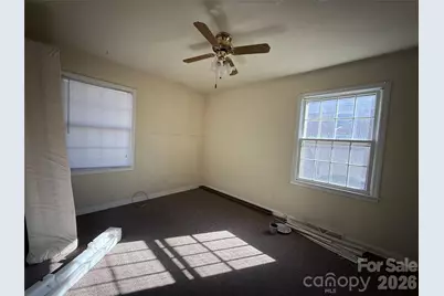 2924 Burbank Drive, Charlotte, NC 28216 - Photo 13