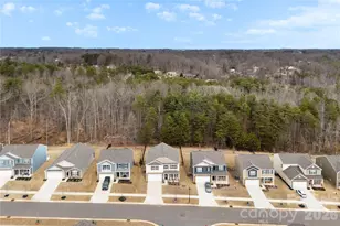 159 Calvin Crk Dr, Troutman, NC 28166 - Photo 3