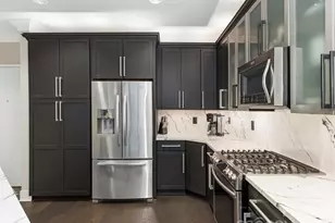 222 S Caldwell St, Charlotte, NC 28202 - Photo 3