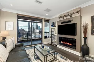 222 S Caldwell St, Charlotte, NC 28202 - Photo 1