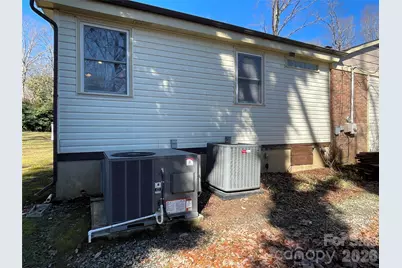 120 General Pemberton Street, Stanley, NC 28164 - Photo 37