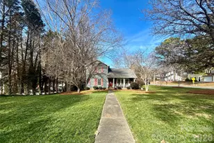 630 Burrington Ct, Gastonia, NC 28054 - Photo 3